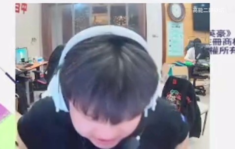 九游会j9官网真人游戏第一品牌浩东评论simon事件：希望EDG四兄弟调整心态 等着一起去多伦多！