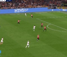 九游会j9官网真人游戏第一品牌再遭打击！基恩迅速再入一球，米兰4分钟连丢两球