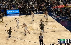 九游会·j9官方网站犀利！爱德华兹侧翼直插禁区 过掉阿隆-戈登轻松上篮打中