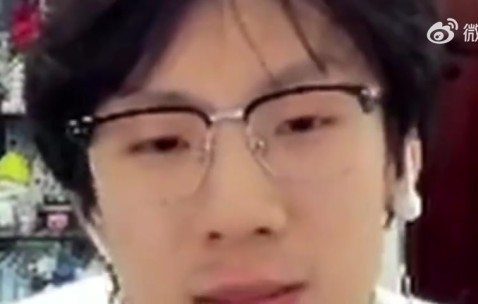 j9九游真人游戏第一平台宝蓝分析TES：也不能全怪小奶油，可能队内气氛不好他也说不出话