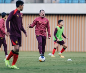 九游会j9官网真人游戏第一品牌马德兴：国青已对卡塔尔心中有数 赛前恶补裁判知识