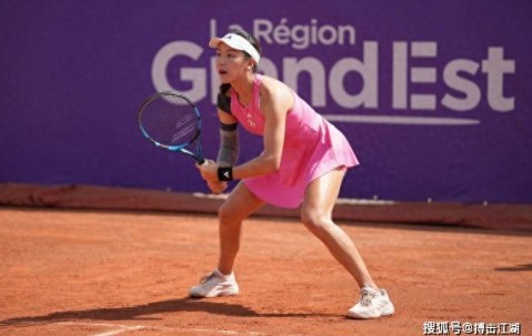 横扫晋级！仅次于郑钦文的王欣瑜逆转淘汰对手，将大战莱巴金娜