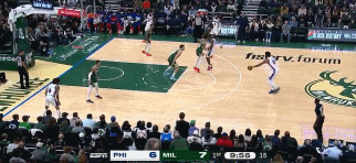 j9九游会官方登录率先发力！恩比德三分再中 7分钟6中5独得15分